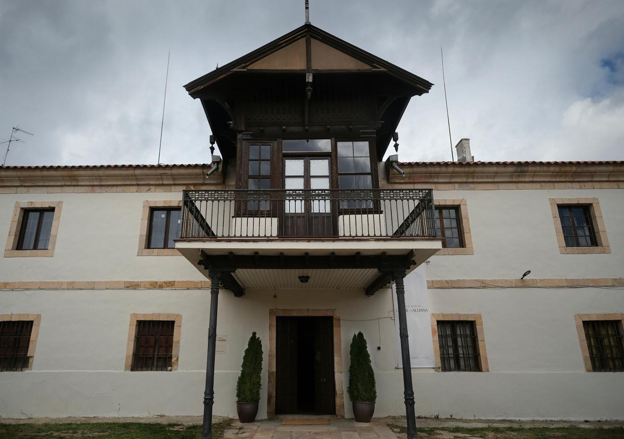 Palacio Conde De Aldana Con Piscina Entre Encinares Y Dehesas Holiday home Terradillos