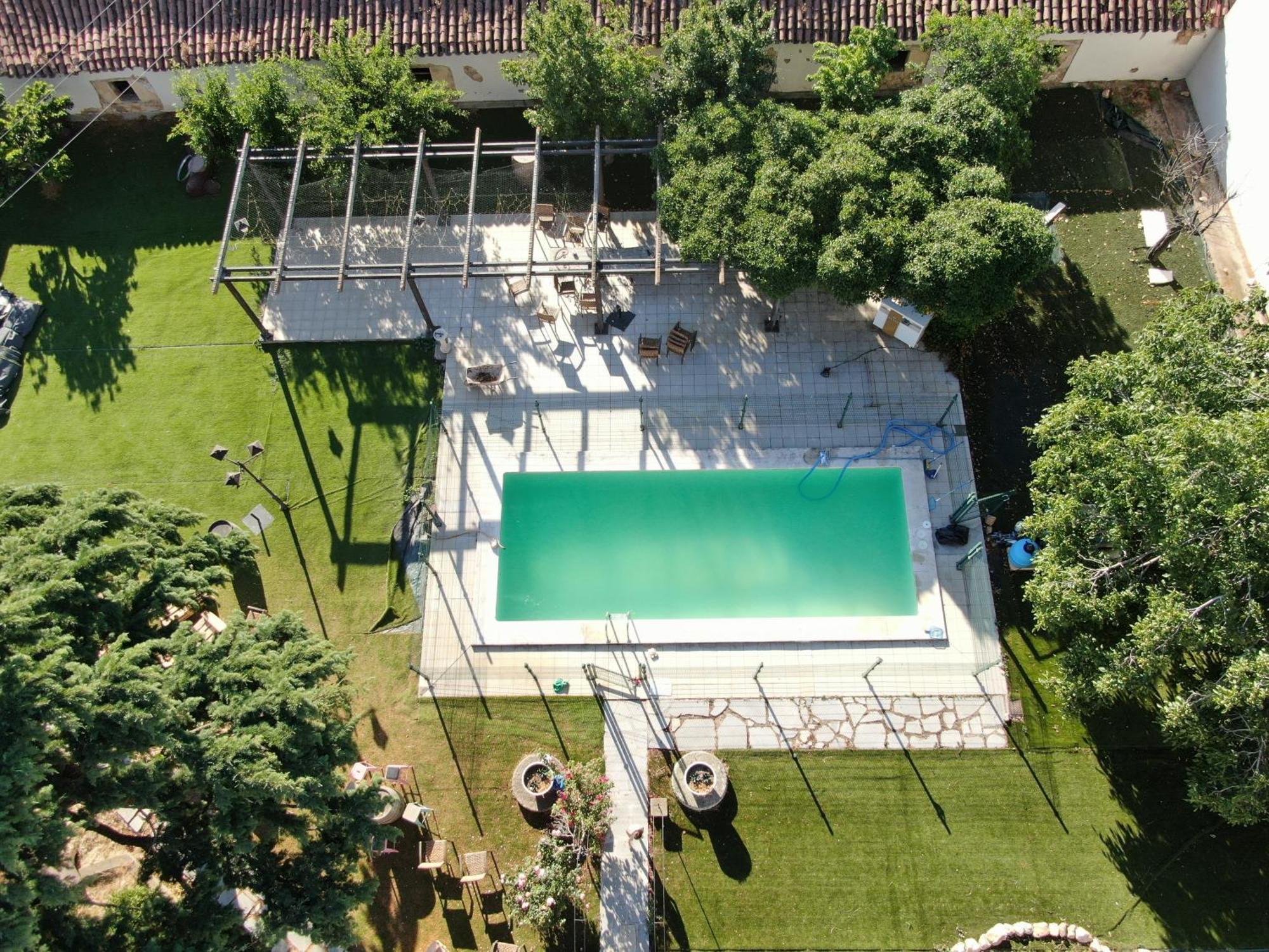 Dom wakacyjny Palacio Conde De Aldana Con Piscina Entre Encinares Y Dehesas