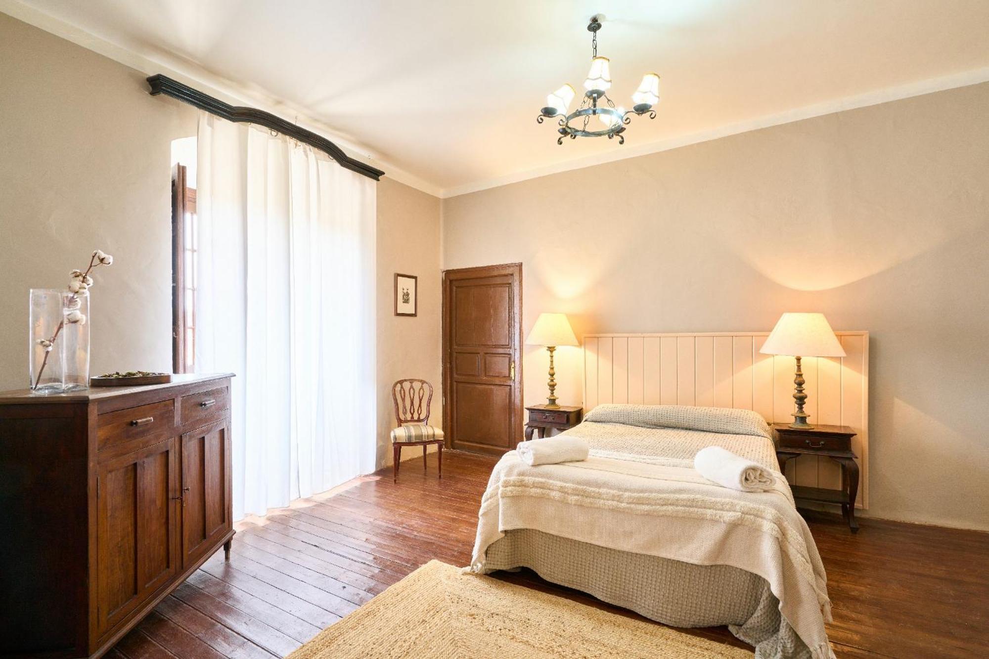 Palacio Conde De Aldana Con Piscina Entre Encinares Y Dehesas Holiday home Terradillos